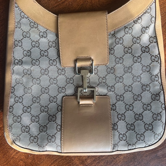 Gucci Vintage Handbag Monogram Gold Hardware - Picture 7 of 16